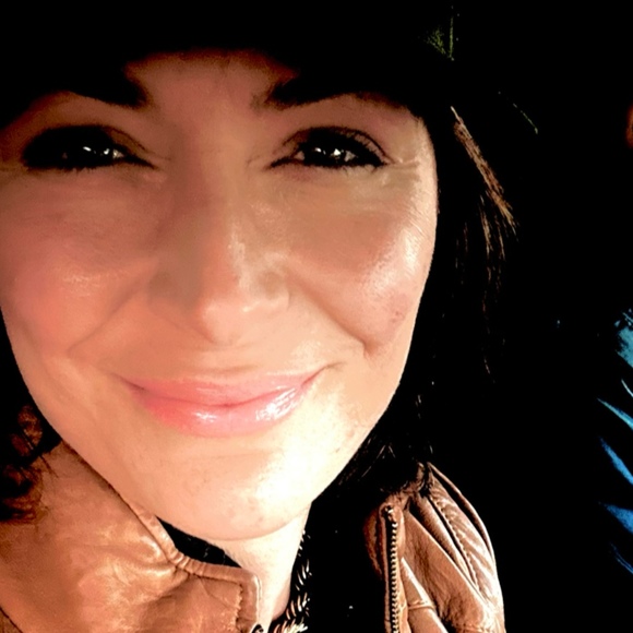 Meet your Posher, Jamie - Picture 1 of 1